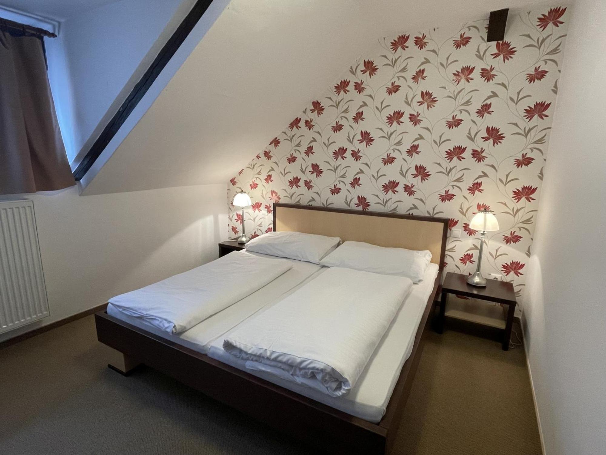 Wellness Hotel Svachovka Mirkovice Экстерьер фото