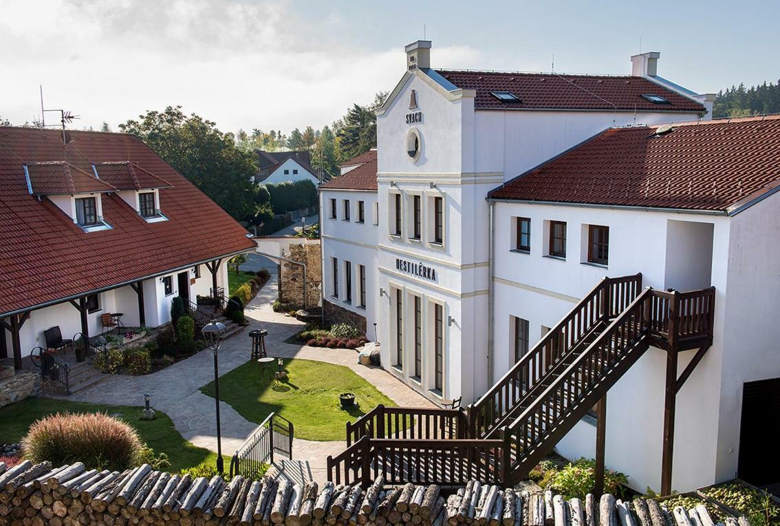 Wellness Hotel Svachovka Mirkovice Экстерьер фото