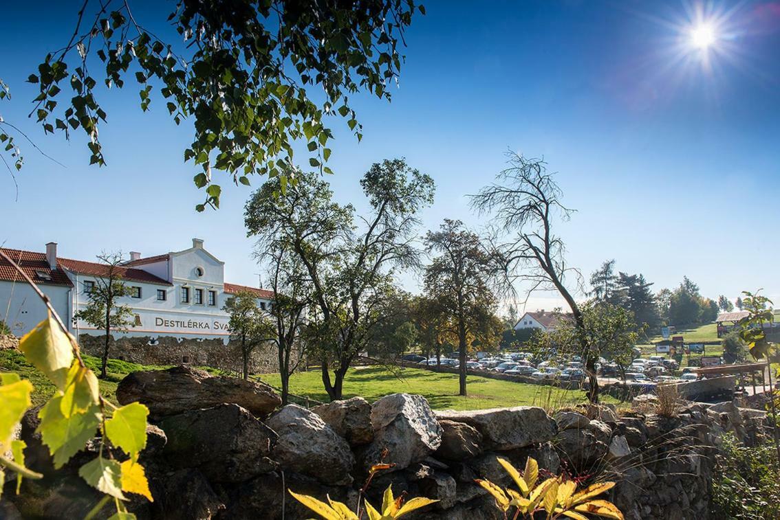 Wellness Hotel Svachovka Mirkovice Экстерьер фото